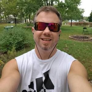 Meet your Posher, Chuck